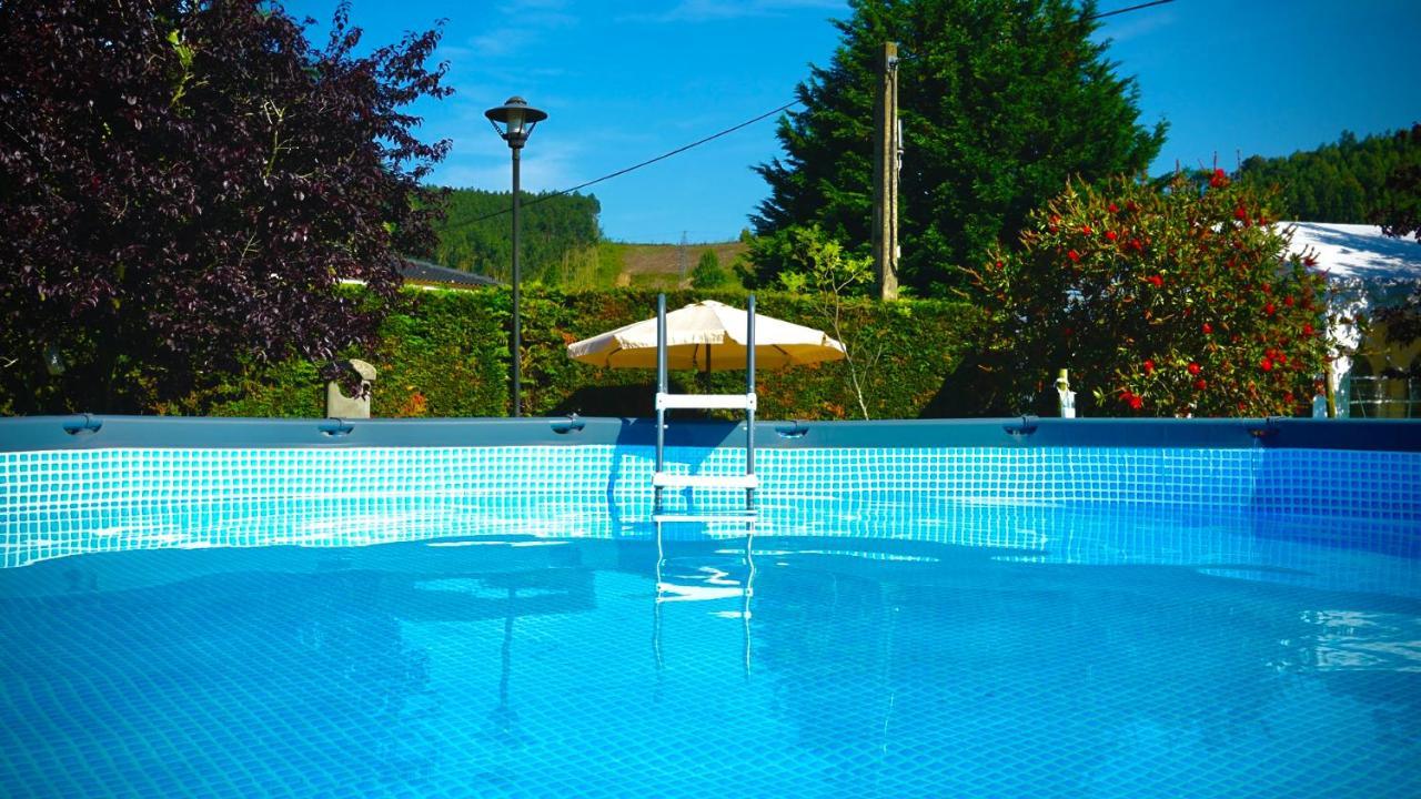 Casa Madrazo Con Piscina Y Parrillas Praves Exterior foto