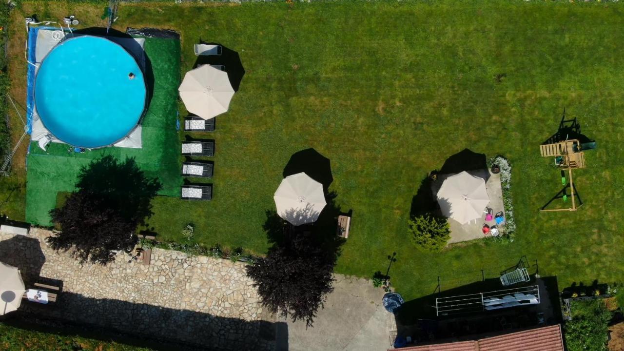 Casa Madrazo Con Piscina Y Parrillas Praves Exterior foto