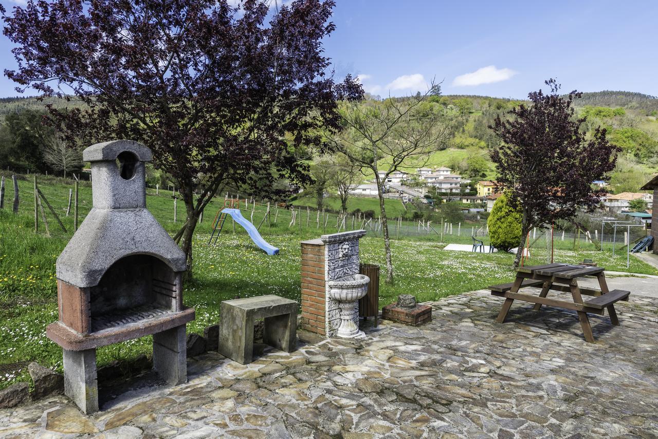 Casa Madrazo Con Piscina Y Parrillas Praves Exterior foto